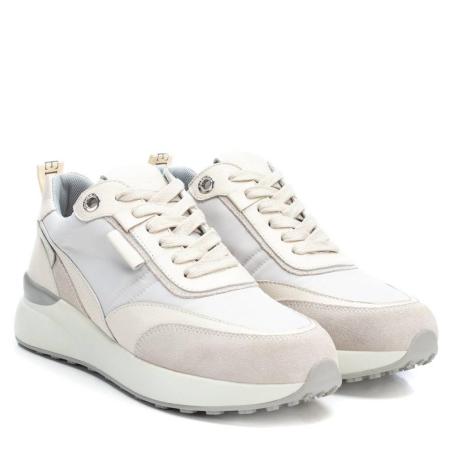 Женские кроссовки CARMELA LEATHER LADIES SHOES 68254, белые