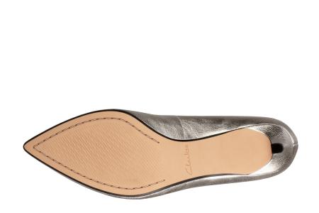 Женские туфли-лодочки Clarks Laina55 Court2 26151482, серебряные