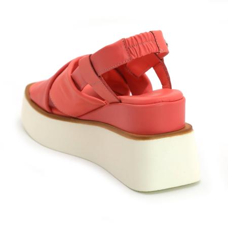 Женские босоножки CARMELA LEATHER LADIES SANDALS 160787, коралловые